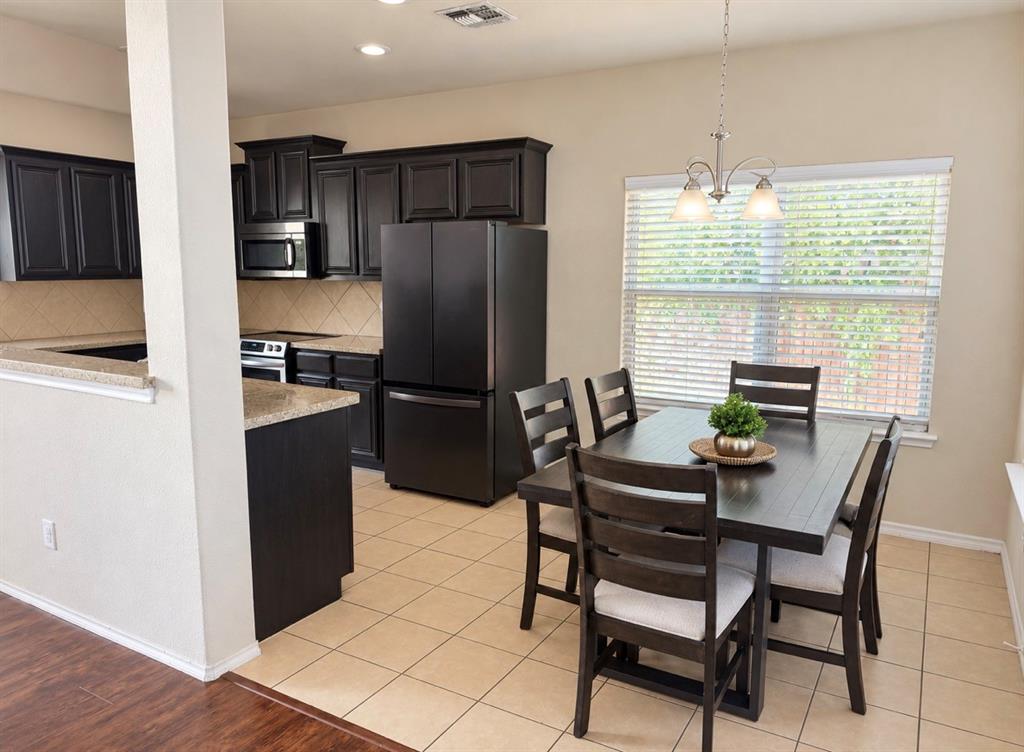2104 Stonewood Drive