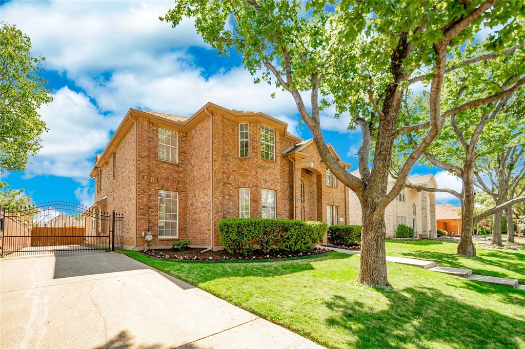 2705 Meadow Glen Drive