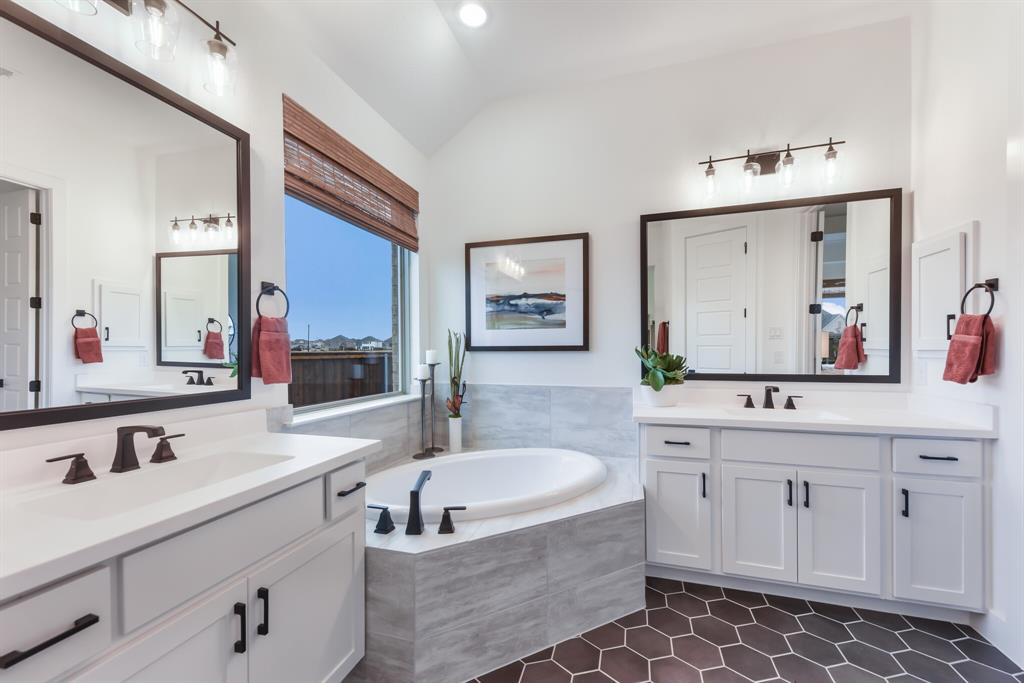 The Hills at Legacy - Residential