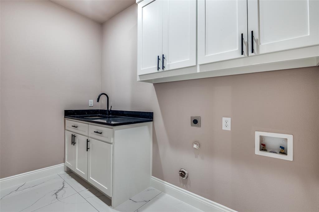 G T Sullivan 03 - Residential