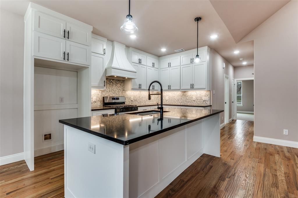 G T Sullivan 03 - Residential