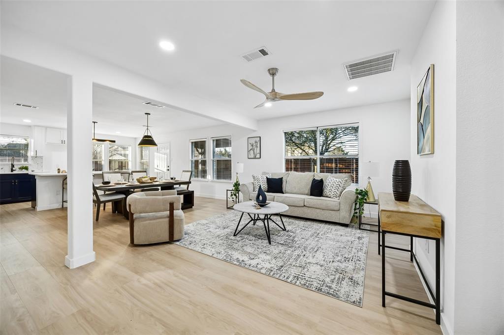 1413 Thistle Circle