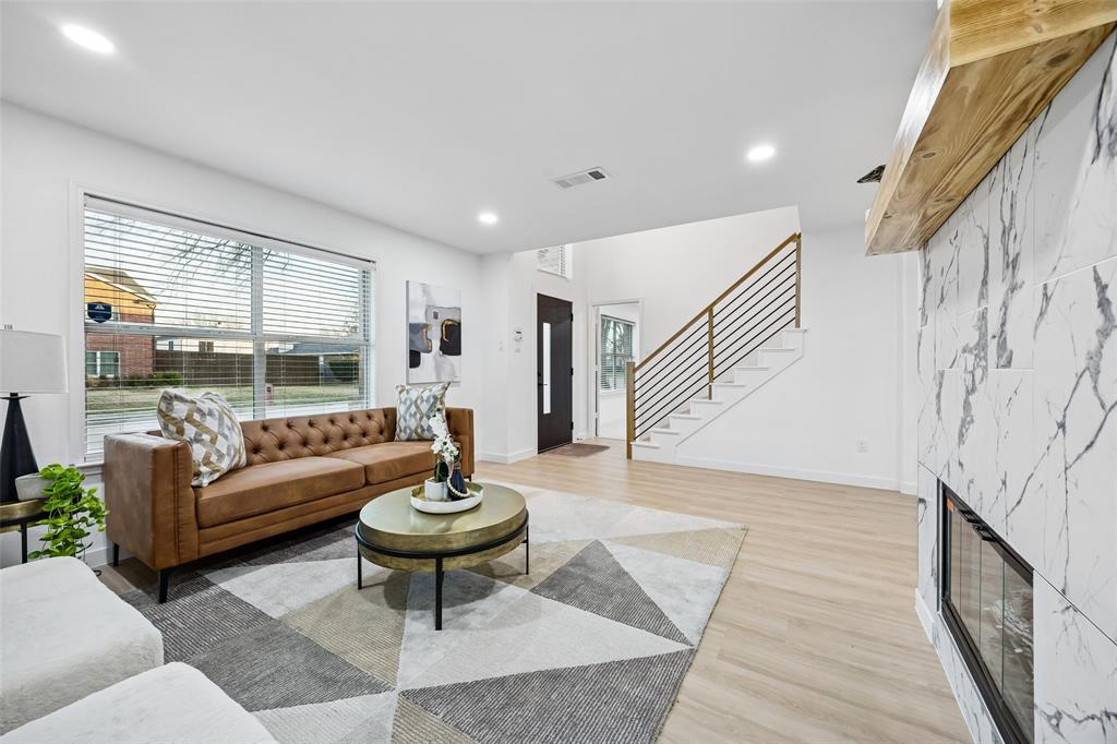 1413 Thistle Circle
