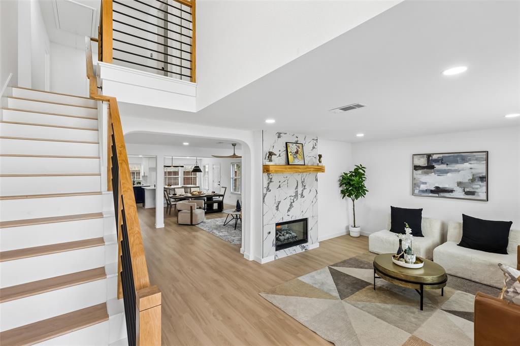 1413 Thistle Circle