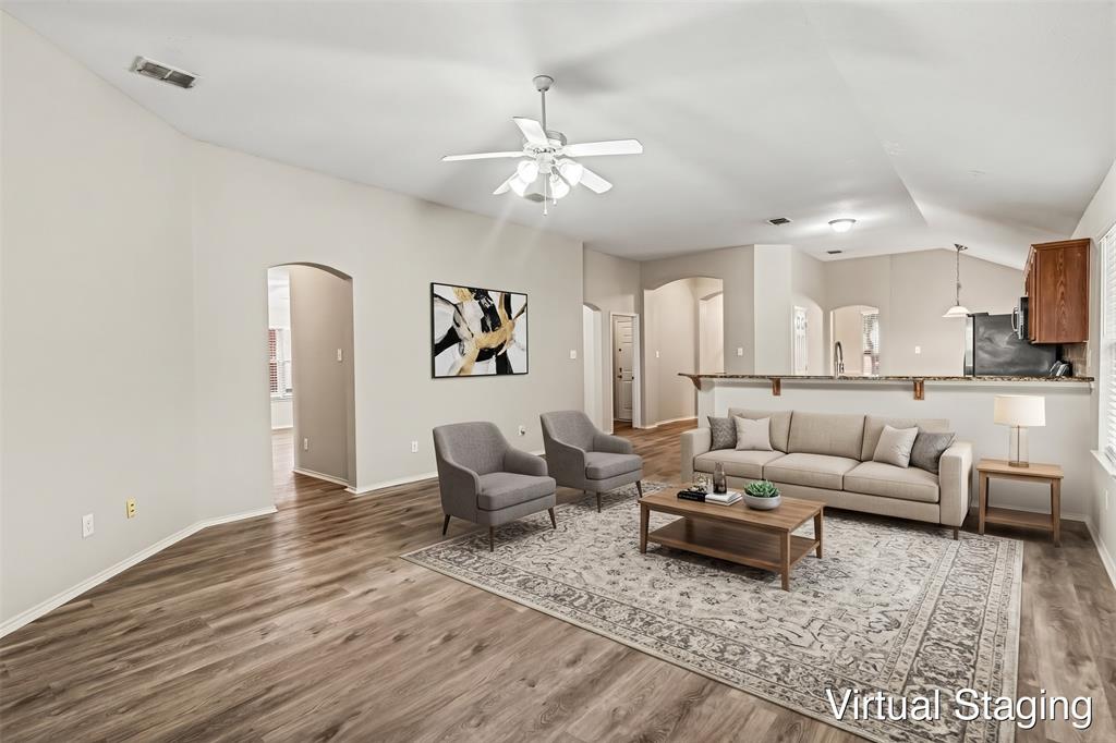 10728 Lipan Trail