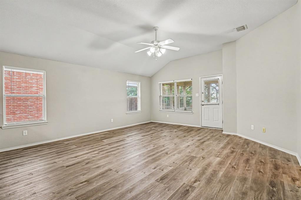 10728 Lipan Trail