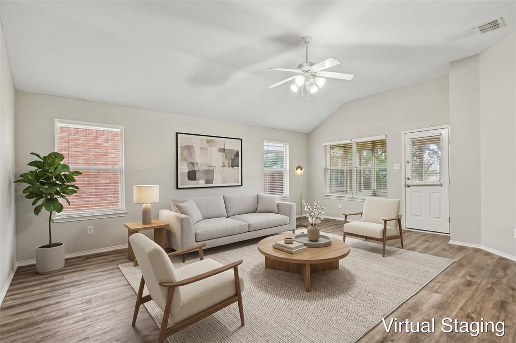 10728 Lipan Trail