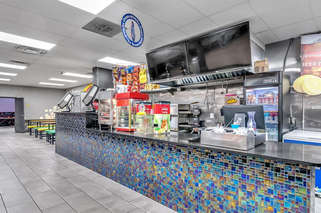 Altadena Heights - Commercial Sale