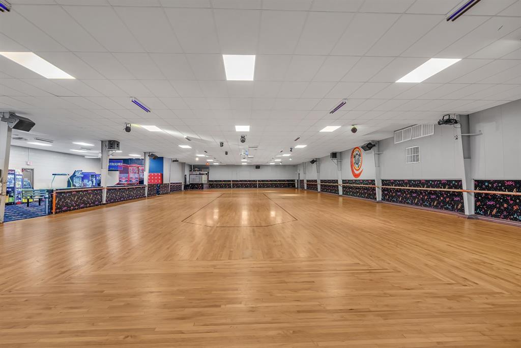 Altadena Heights - Commercial Sale