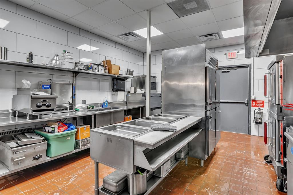 Altadena Heights - Commercial Sale