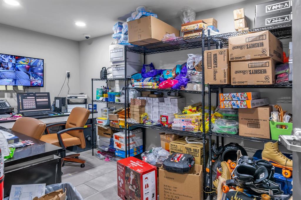 Altadena Heights - Commercial Sale