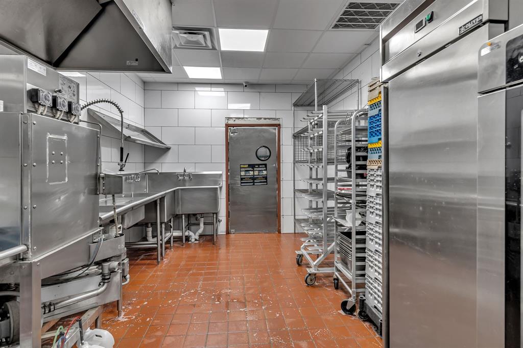 Altadena Heights - Commercial Sale