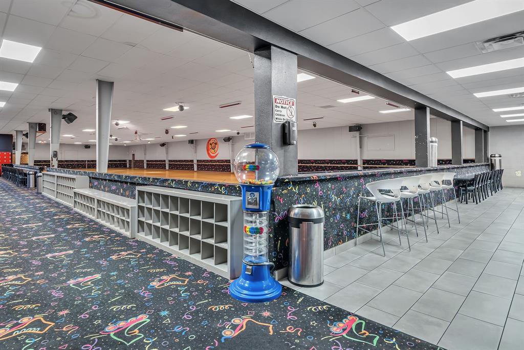 Altadena Heights - Commercial Sale