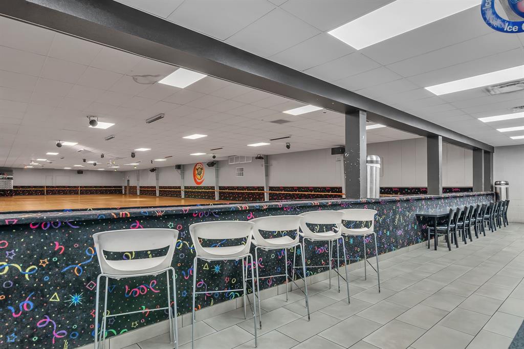 Altadena Heights - Commercial Sale