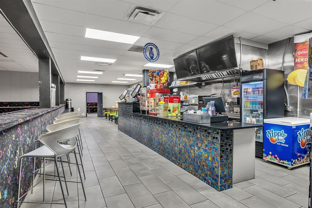 Altadena Heights - Commercial Sale