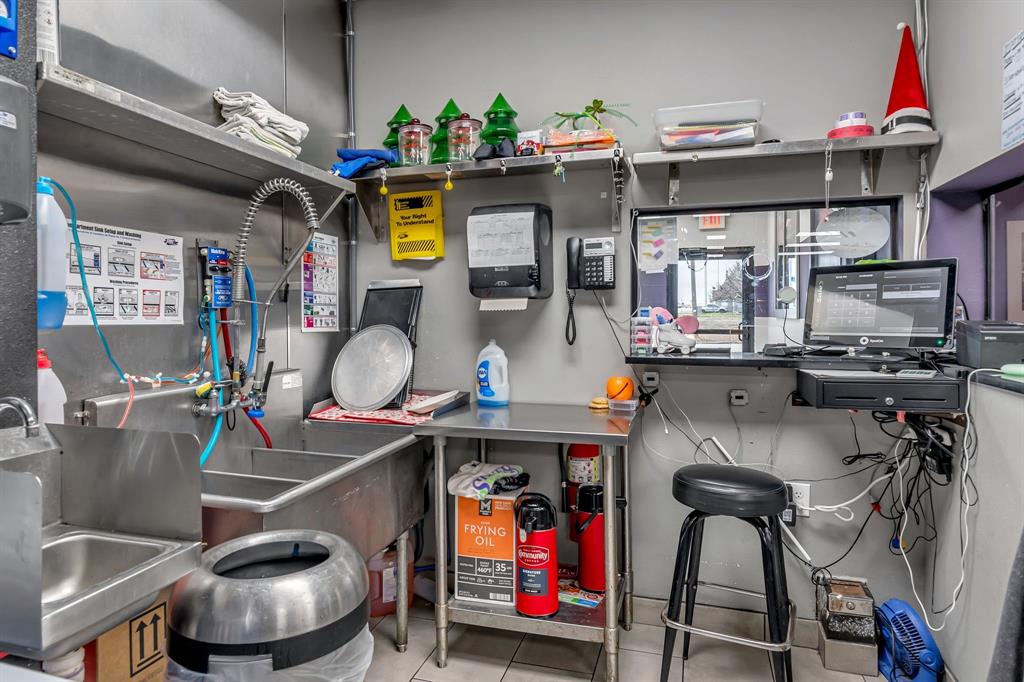 Altadena Heights - Commercial Sale