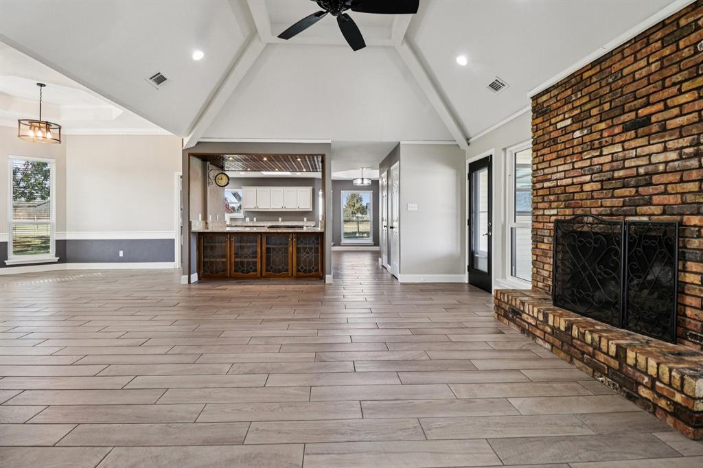 Meadowcreek - Residential