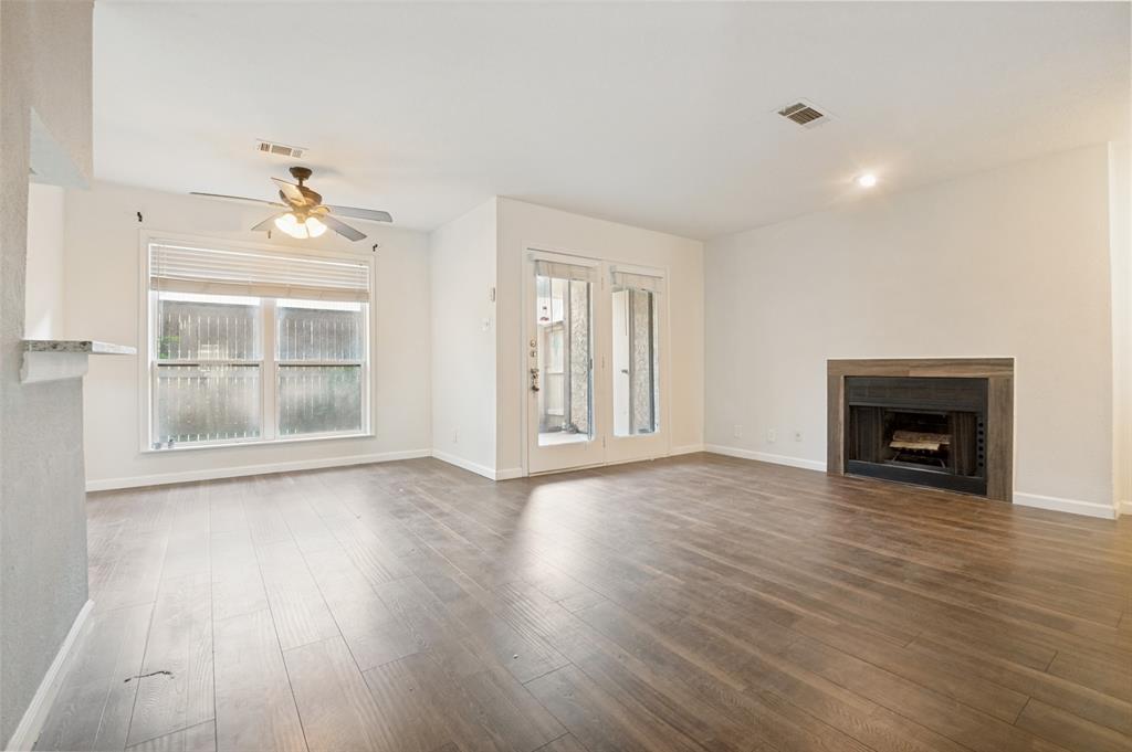 Cloisters Condo The - Residential