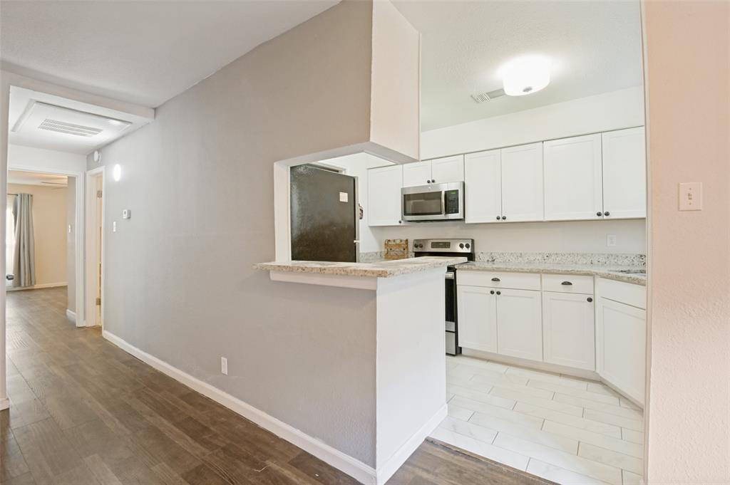 Cloisters Condo The - Residential