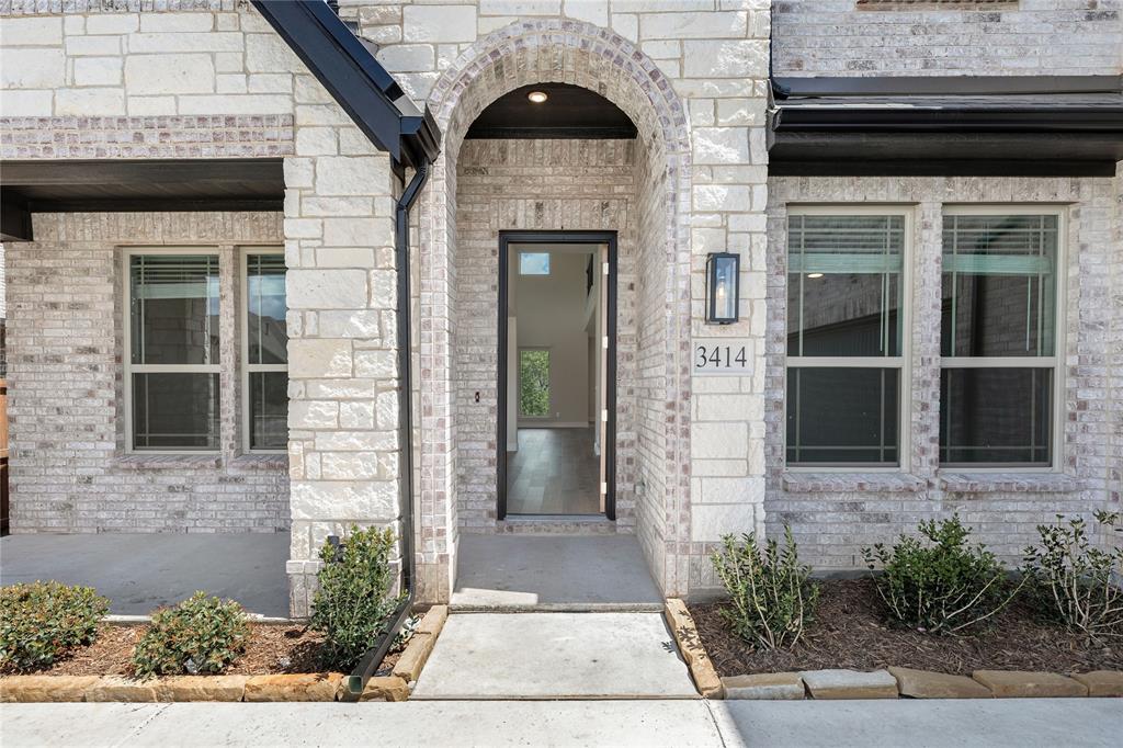 3414 Running Stream Way