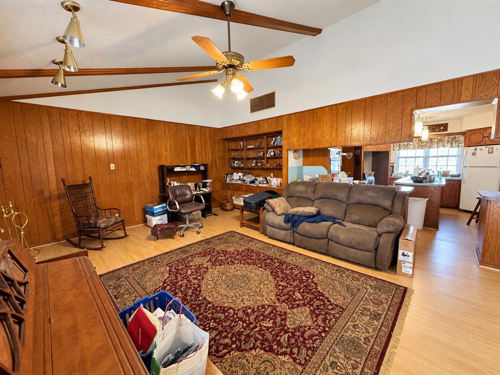 1105 Oak Drive