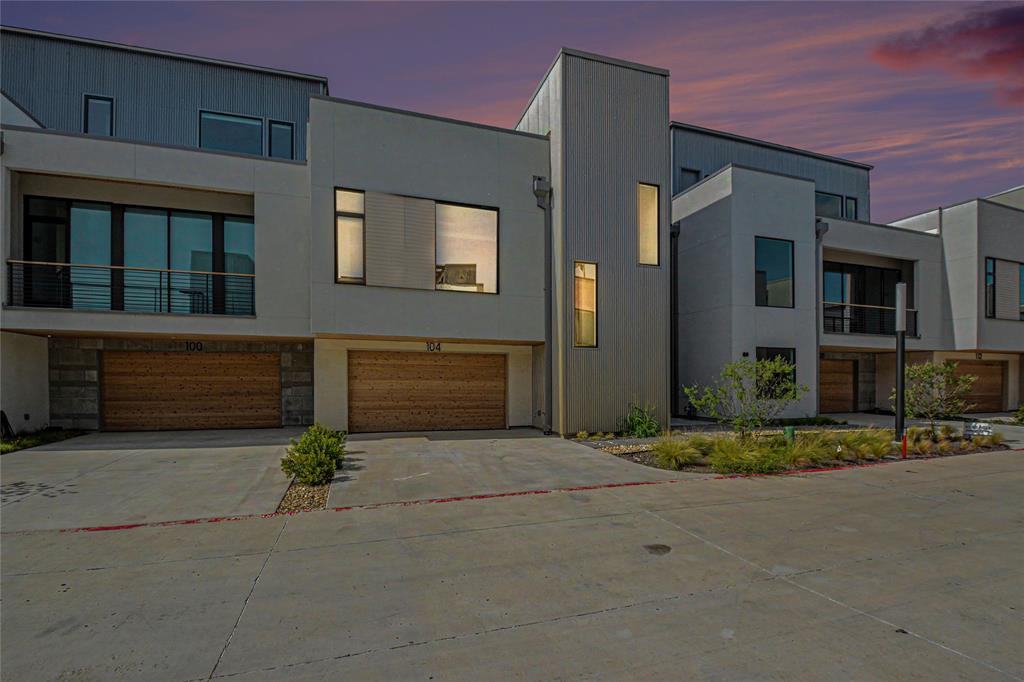 1111 Raiford Road 104