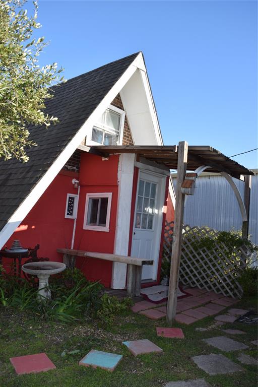 BLUE BONNET BAY - Residential