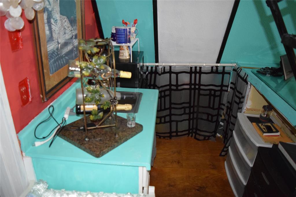 BLUE BONNET BAY - Residential