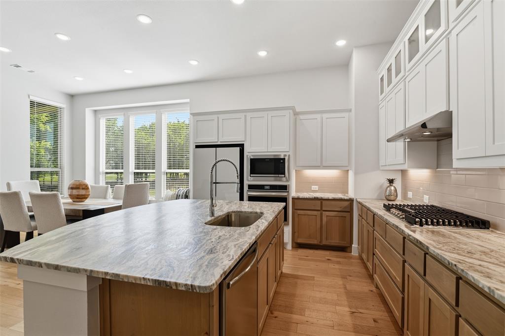 1835 Bell Court