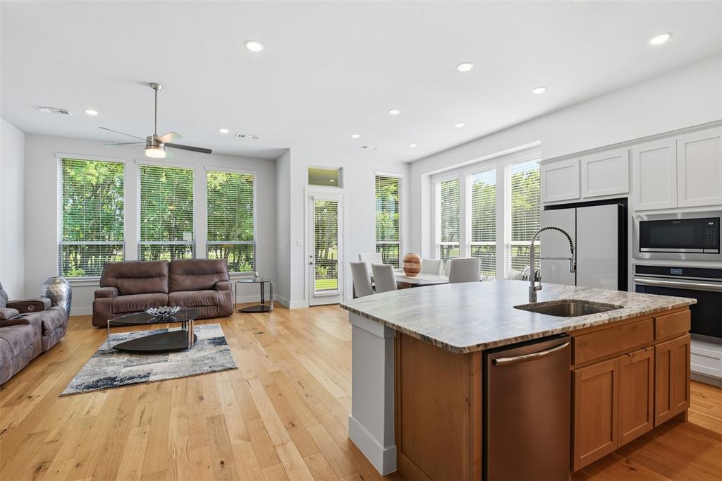 1835 Bell Court