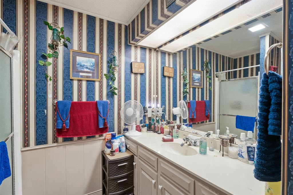 PALUXY SQUARE - Residential Income