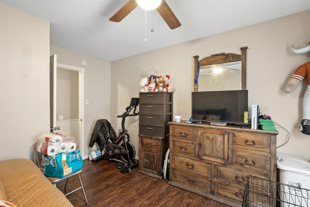 PALUXY SQUARE - Residential Income