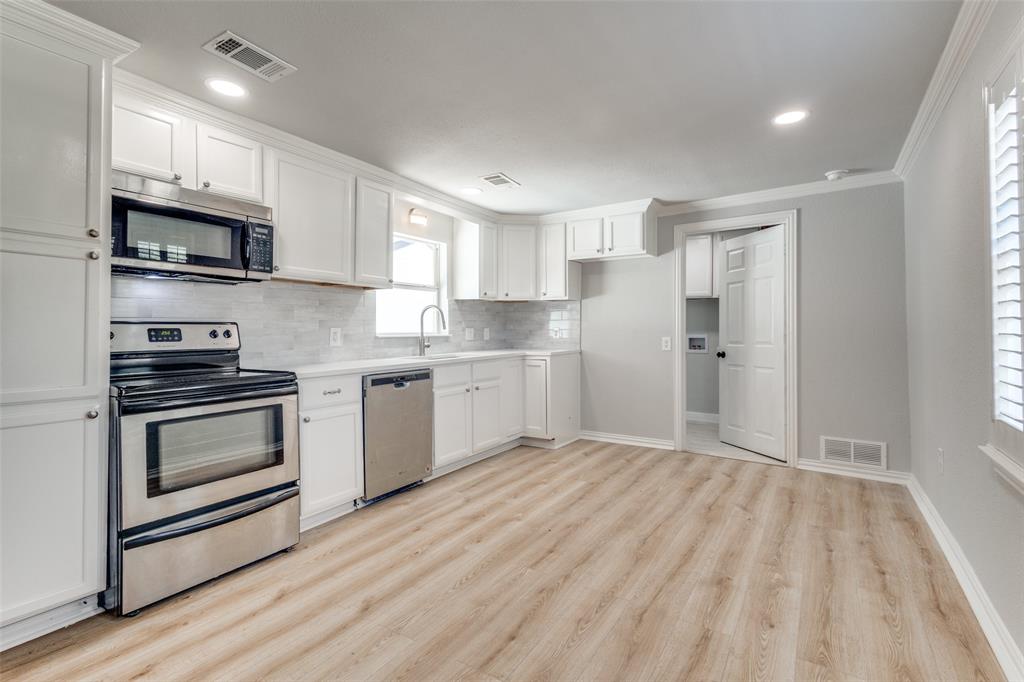 J V Thompson - Residential