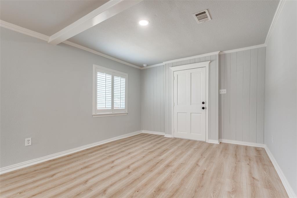 J V Thompson - Residential