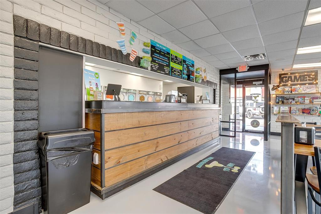 Crestmoor Park - Commercial Sale