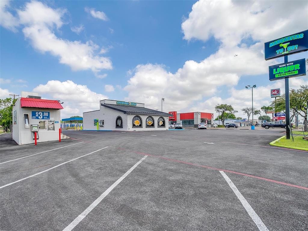 Crestmoor Park - Commercial Sale