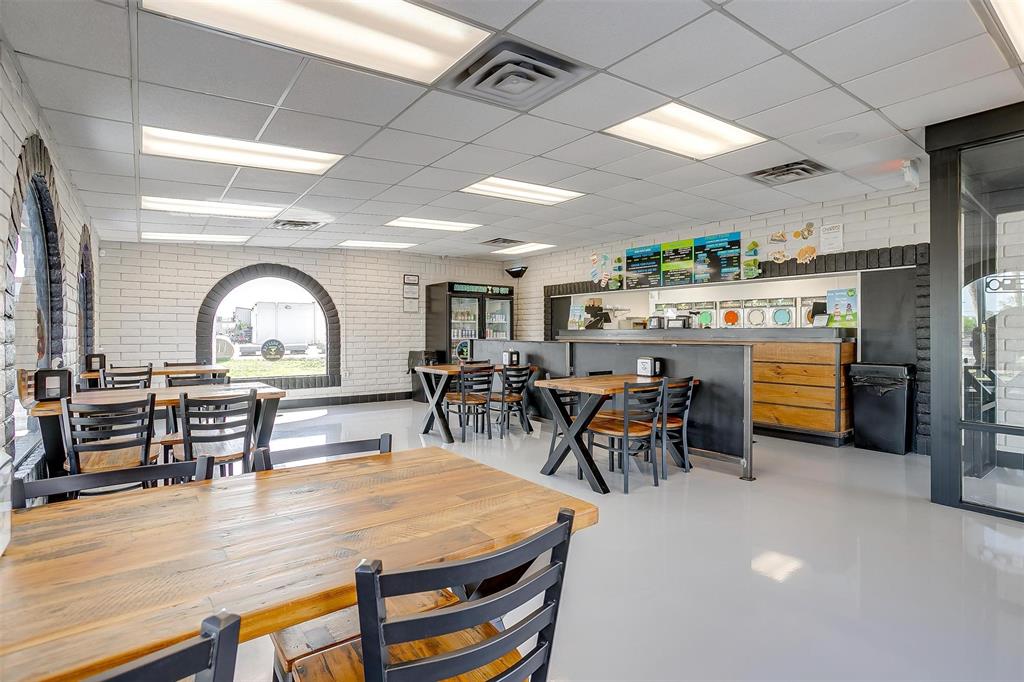 Crestmoor Park - Commercial Sale