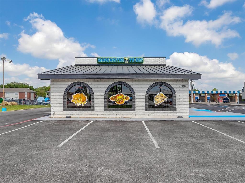 Crestmoor Park - Commercial Sale