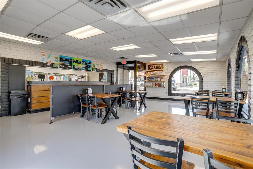 Crestmoor Park - Commercial Sale