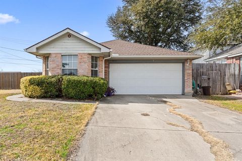 3133 Summerfield Lane Grand Prairie TX 75052