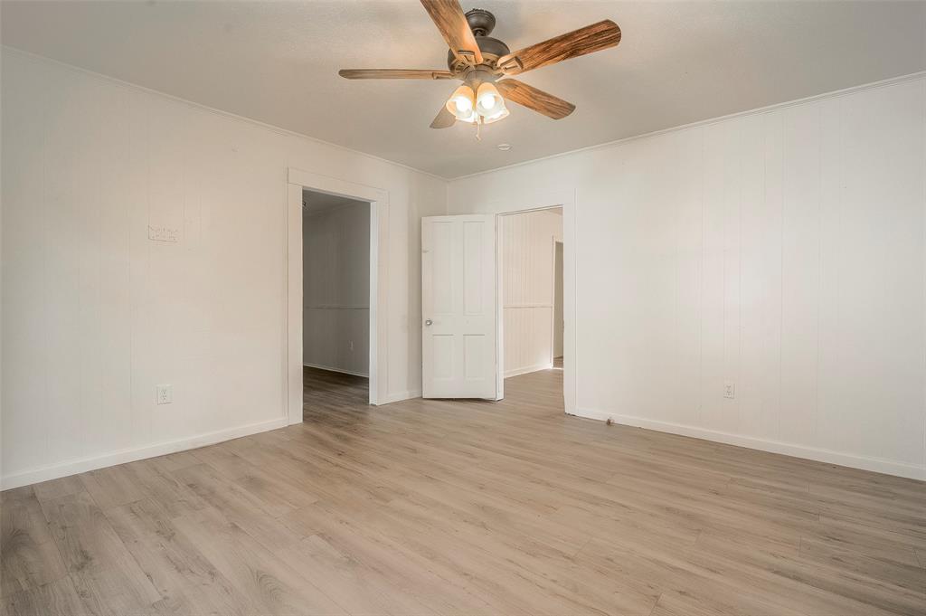 Orig Town Of Wolfe City - Residential