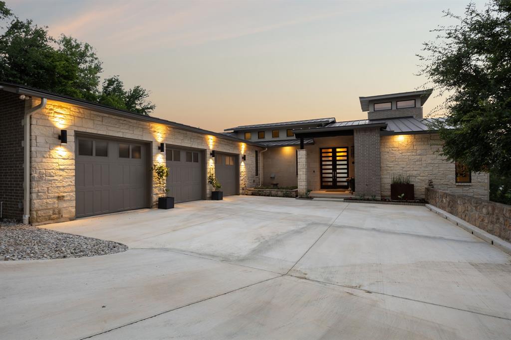 Roanoke Hills - Residential