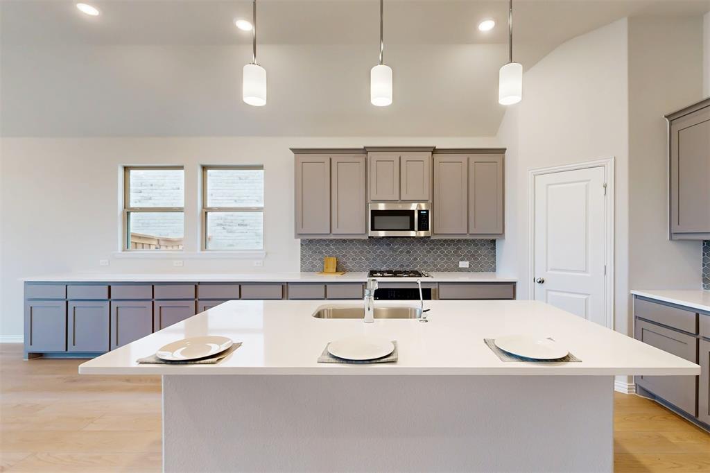 7220 Monarch Trail