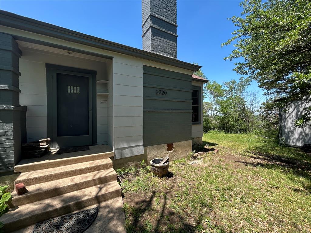 2320 Arrowhead Court