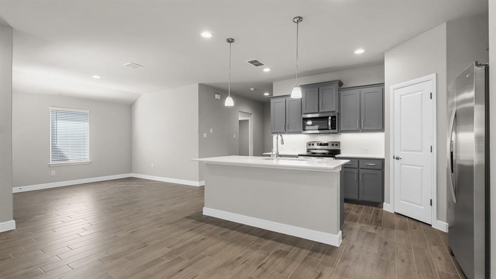 10404 SUNSET SHORE Drive