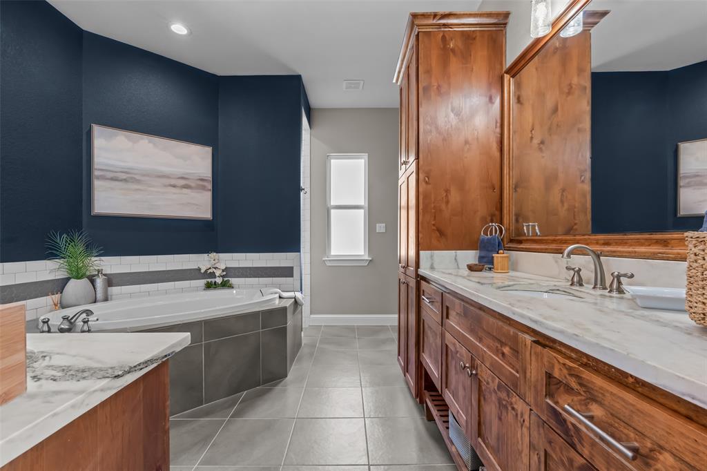 Bella Flora - Residential