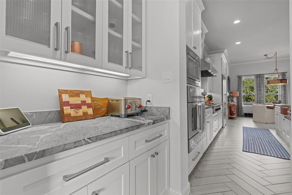 Bella Flora - Residential