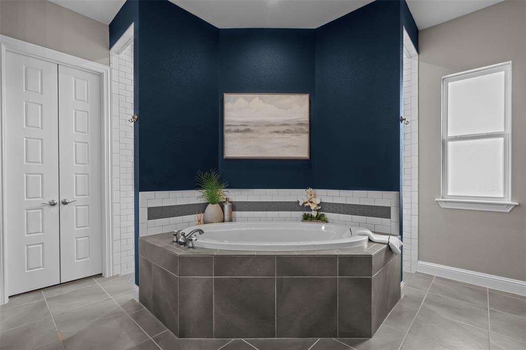 Bella Flora - Residential