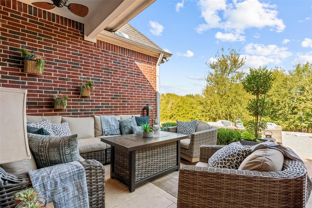 Bella Flora - Residential