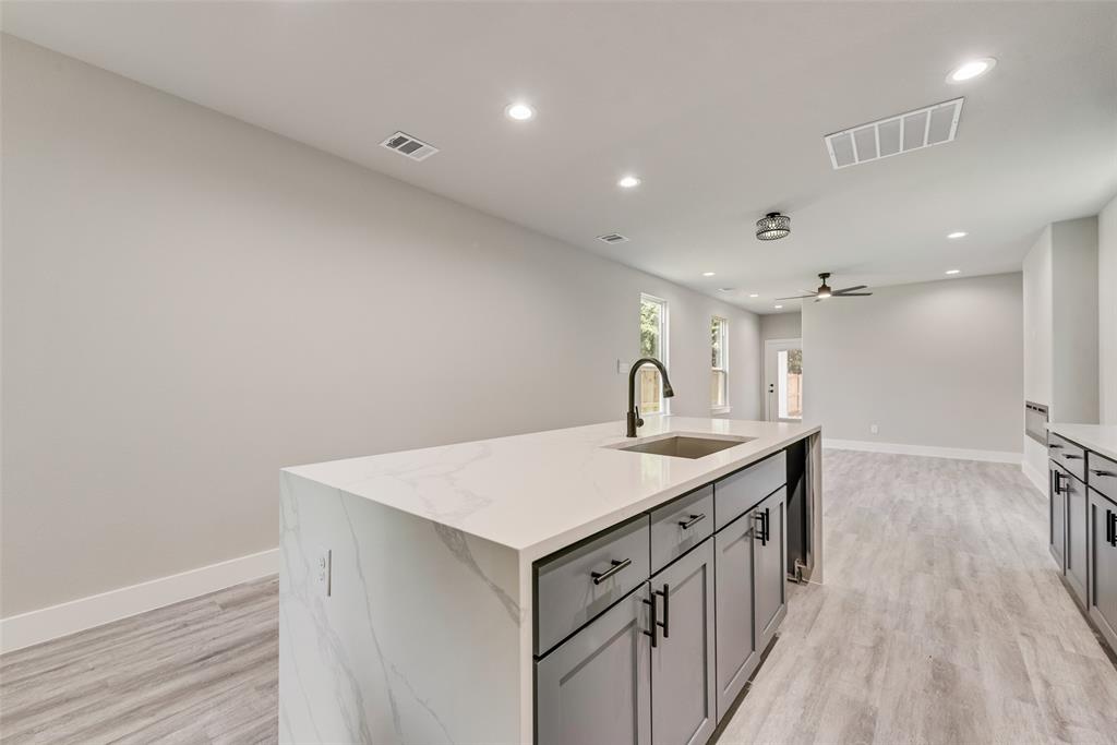 Lagow School - Residential